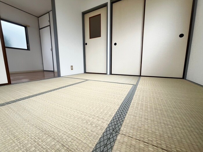 物件内観写真12　(居室)