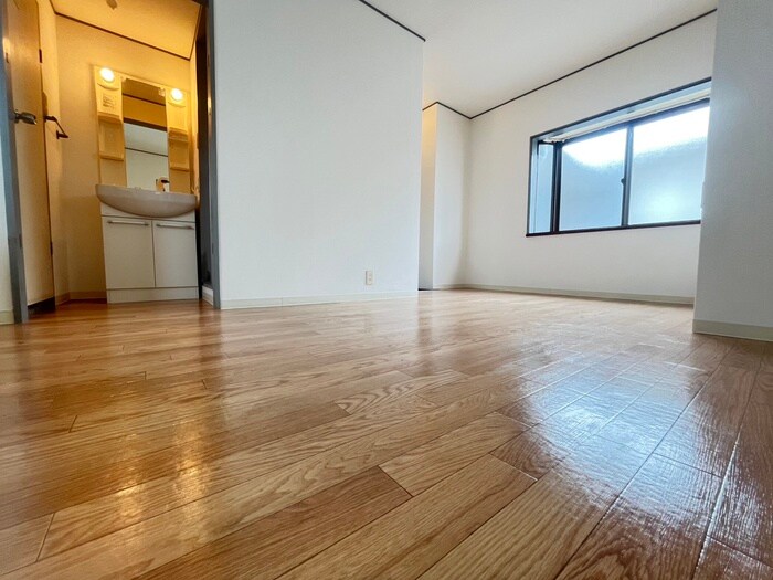 物件内観写真21　(居室)