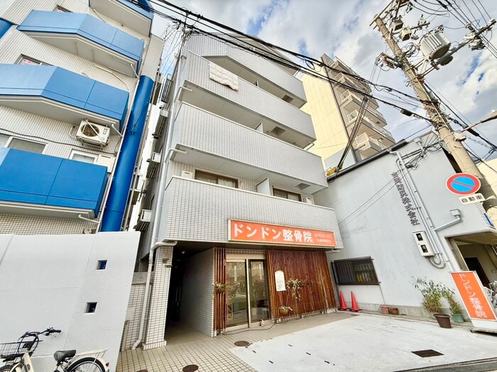 物件外観写真1　(外観写真)