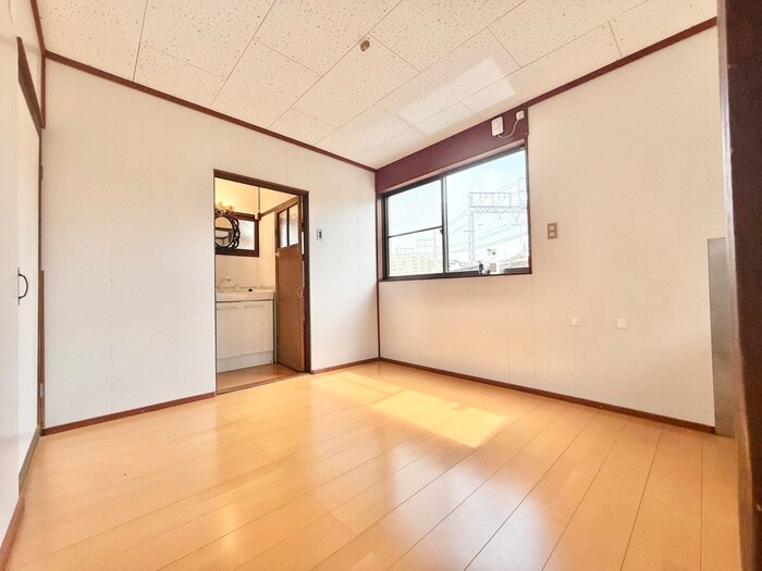 物件内観写真9　(居室)