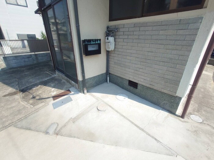 物件外観写真5　(駐輪場)