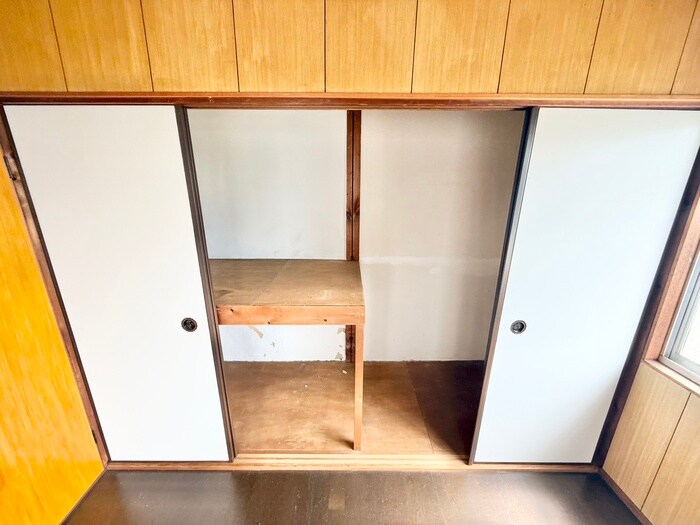 物件内観写真12　(収納)