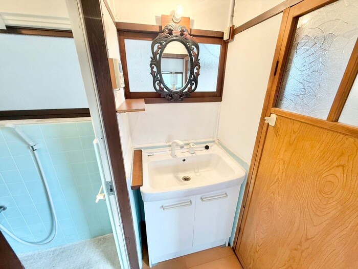 物件内観写真14　(洗面)