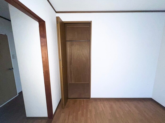物件内観写真12　(居室)