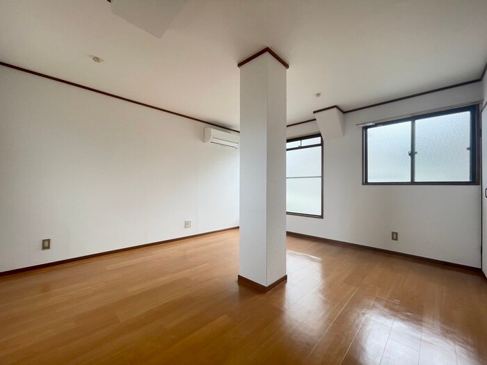 物件内観写真9　(居室)