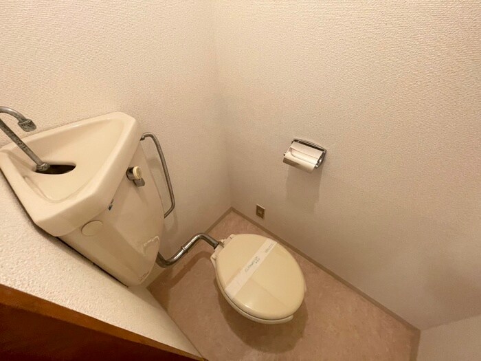 物件内観写真13　(トイレ)
