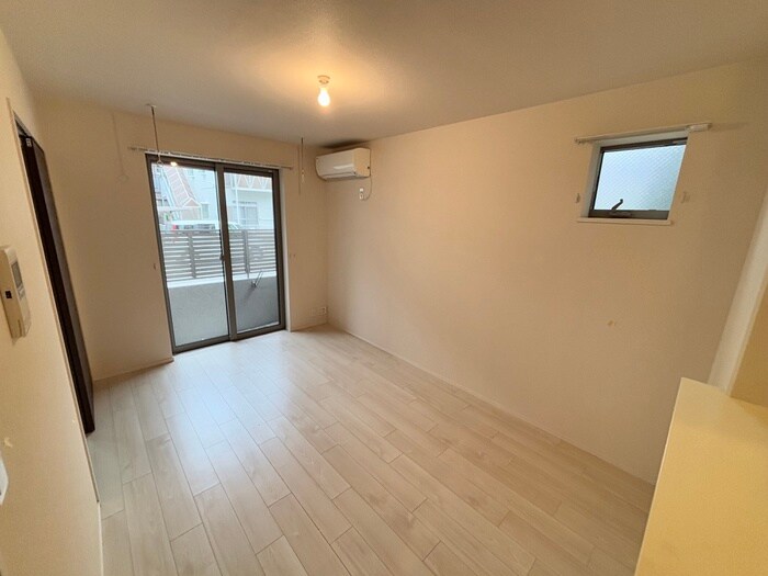 物件内観写真20　(居室)