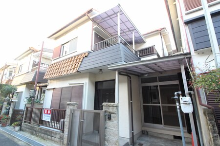 寿町3丁目貸家外観写真
