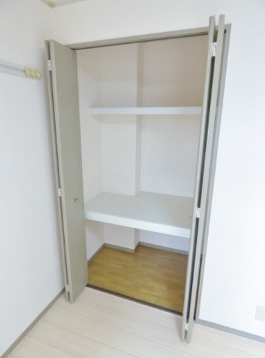 物件内観写真21　(収納)