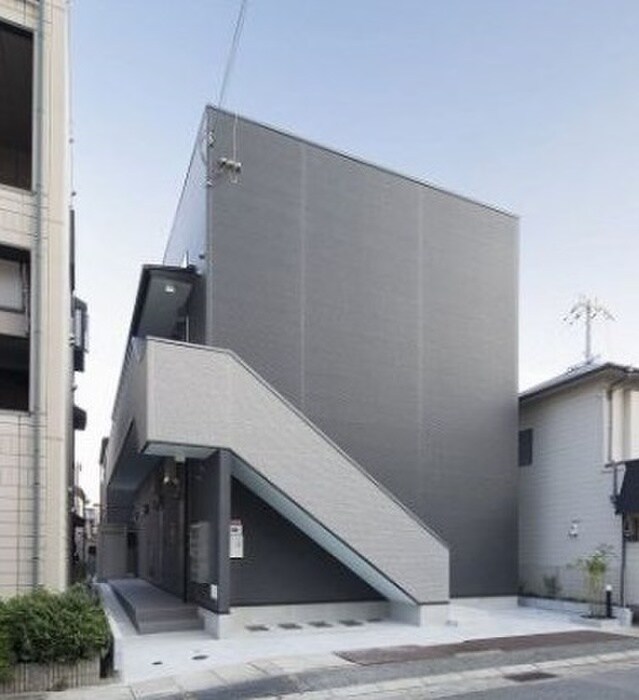 物件外観写真1　(外観写真)