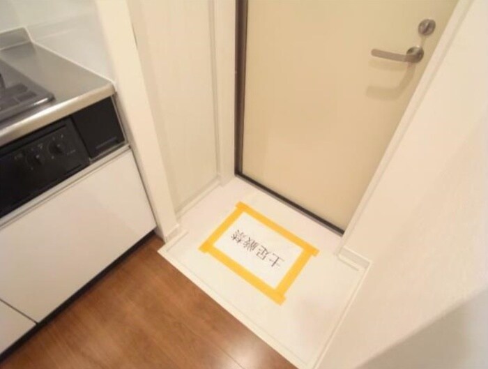 物件内観写真11　(玄関)