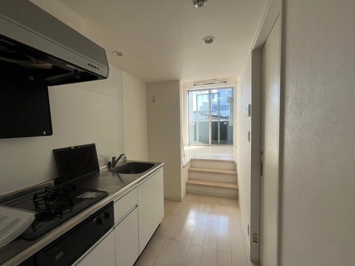 物件内観写真20　(廊下)