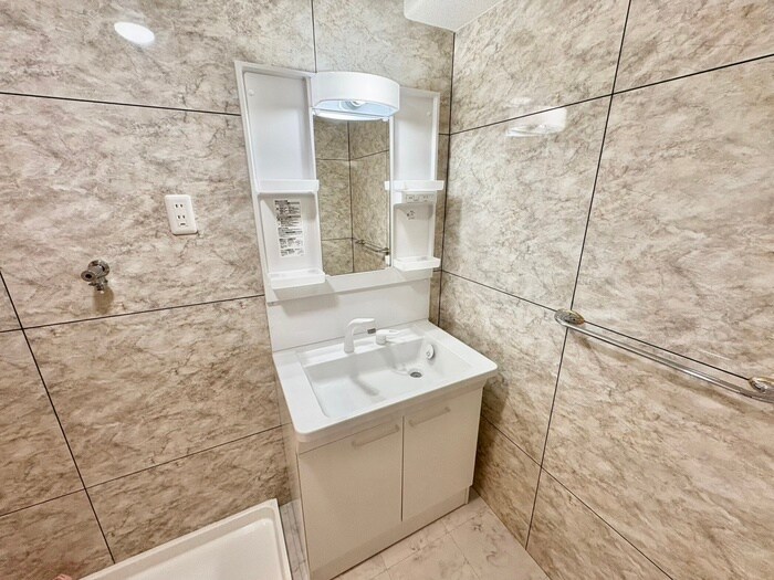 物件内観写真9　(洗面)