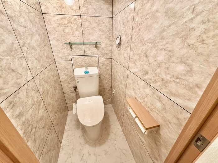 物件内観写真11　(トイレ)