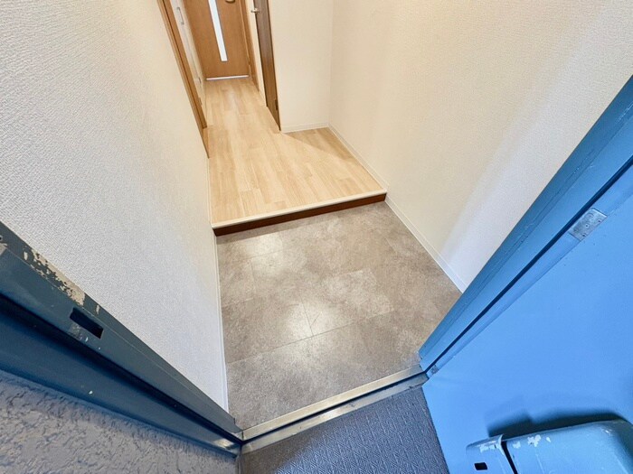 物件内観写真21　(玄関)