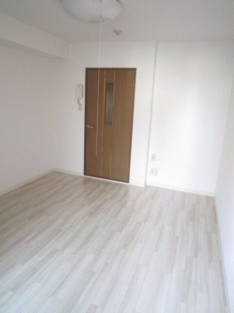 物件内観写真6　(居室)