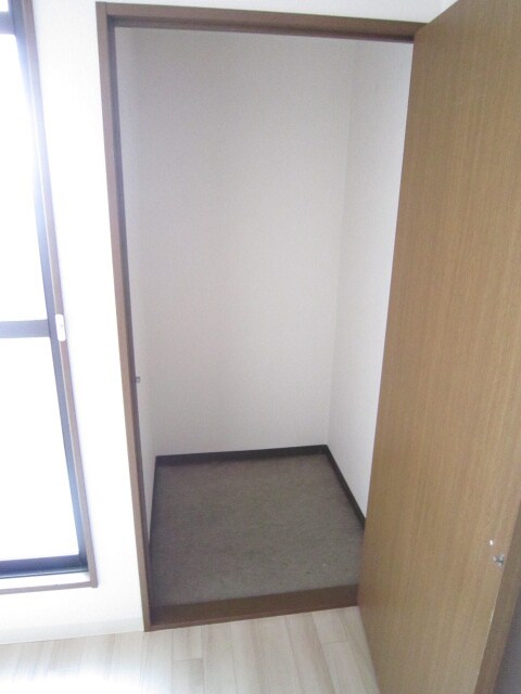 物件内観写真9　(収納)