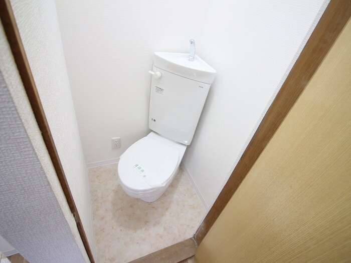 物件内観写真14　(トイレ)