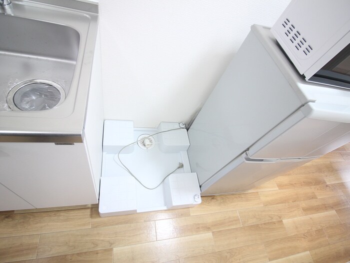 物件内観写真18　(洗濯機置場)