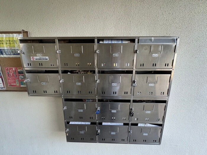 物件外観写真4　(建物設備)