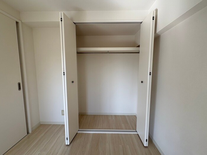物件内観写真15　(収納)