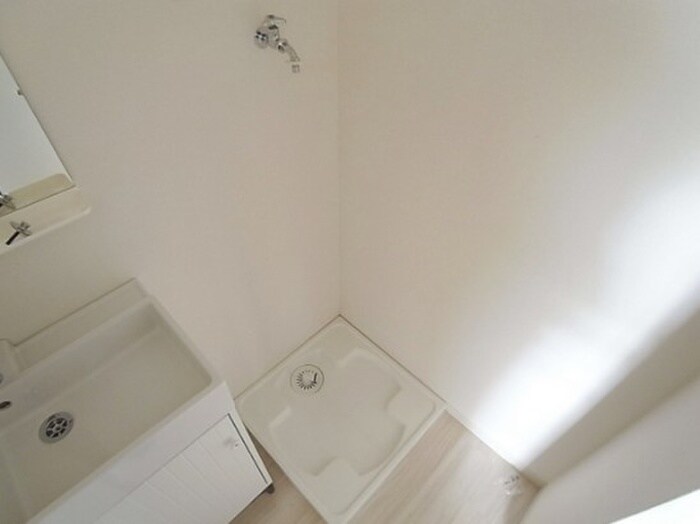 物件内観写真21　(洗濯機置場)