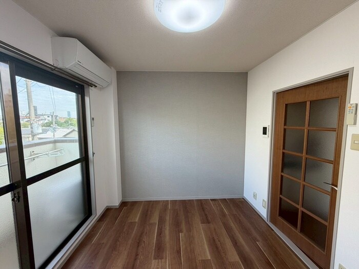 物件内観写真14　(居室)