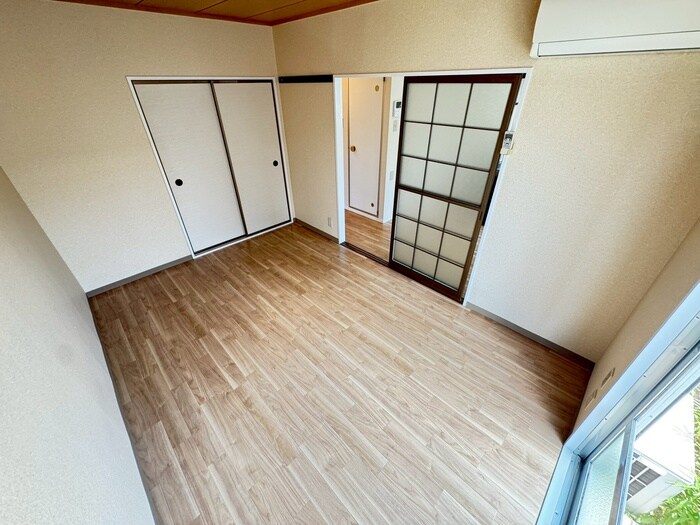 物件内観写真8　(居室)