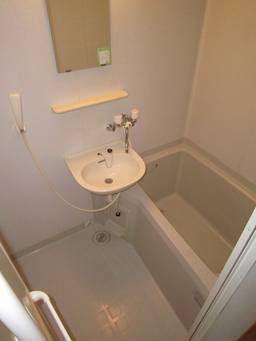 物件内観写真9　(バス／シャワールーム等)