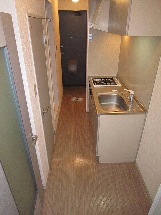 物件内観写真11　(廊下)