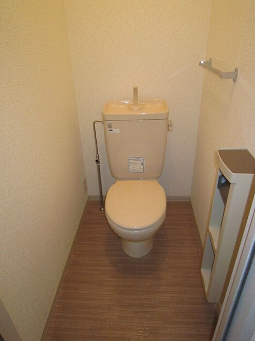 物件内観写真12　(トイレ)