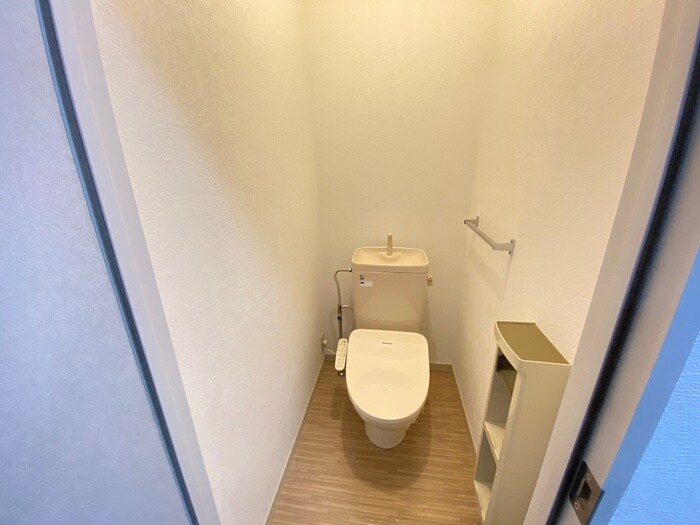 物件内観写真13　(トイレ)
