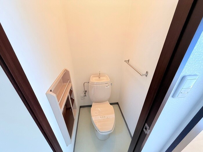 物件内観写真13　(トイレ)
