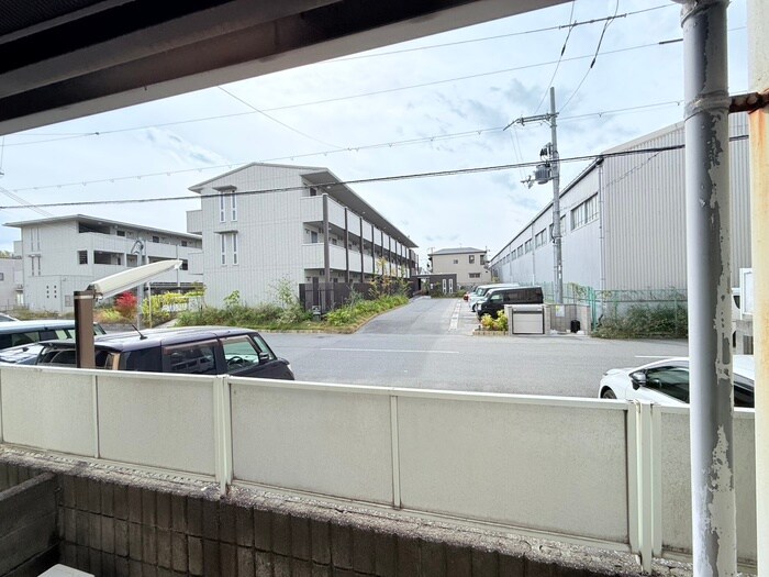 物件内観写真21　(室内からの展望)