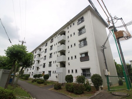 男山第二住宅102号棟（402）外観写真