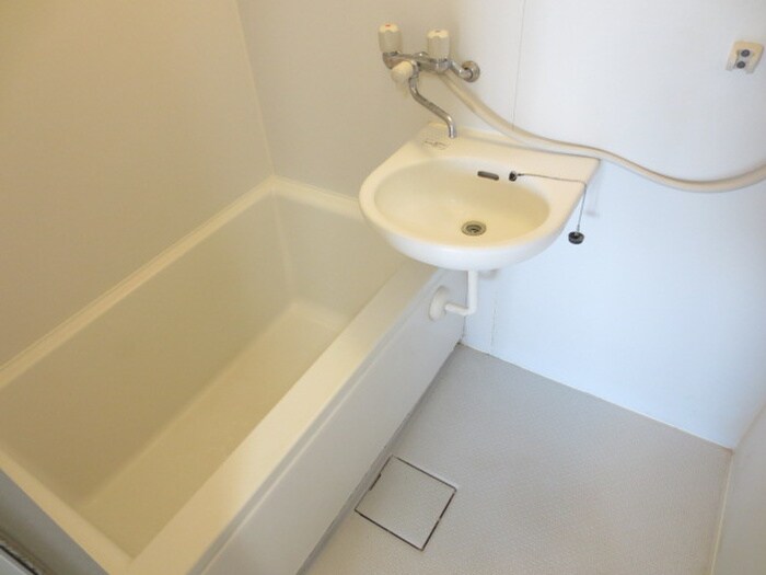 物件内観写真9　(バス／シャワールーム等)