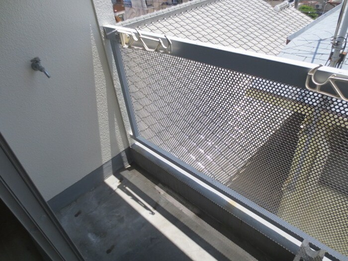 物件内観写真12　(洗濯機置場)