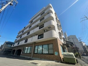 ルミエール２１外観写真