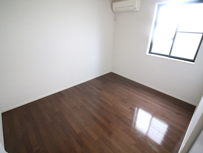 物件内観写真12　(居室)