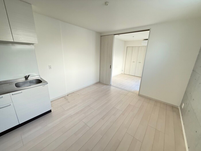 物件内観写真6　(居室)