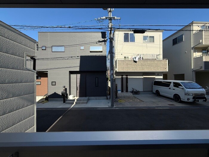 物件内観写真20　(室内からの展望)