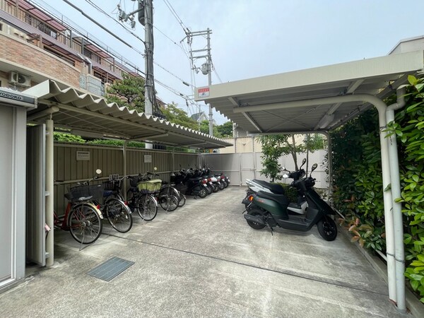 駐輪場