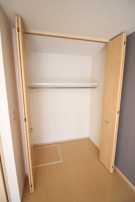 物件内観写真21　(収納)