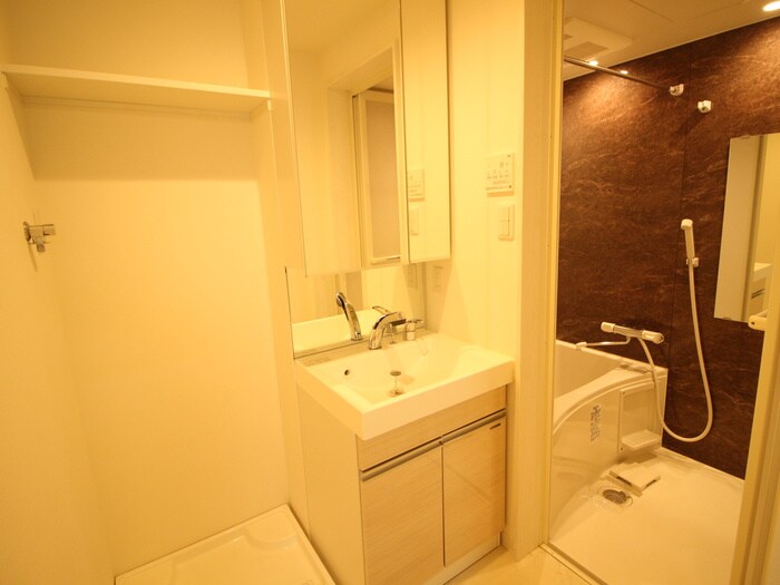 物件内観写真8　(洗面)