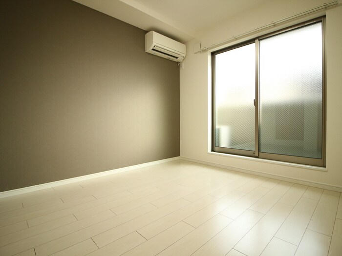 物件内観写真11　(居室)