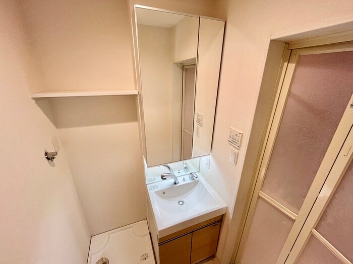 物件内観写真12　(洗面)