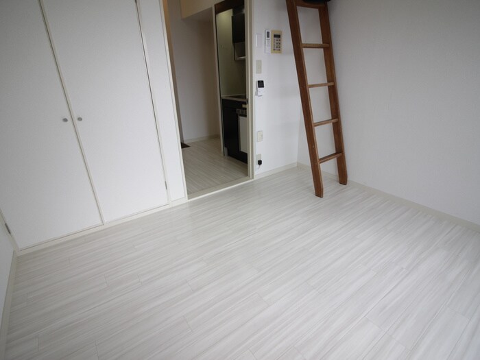 物件内観写真13　(居室)