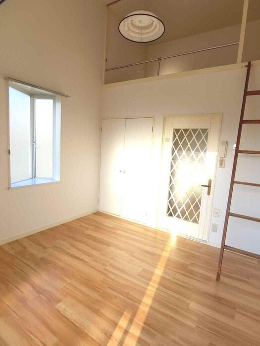 物件内観写真17　(居室)