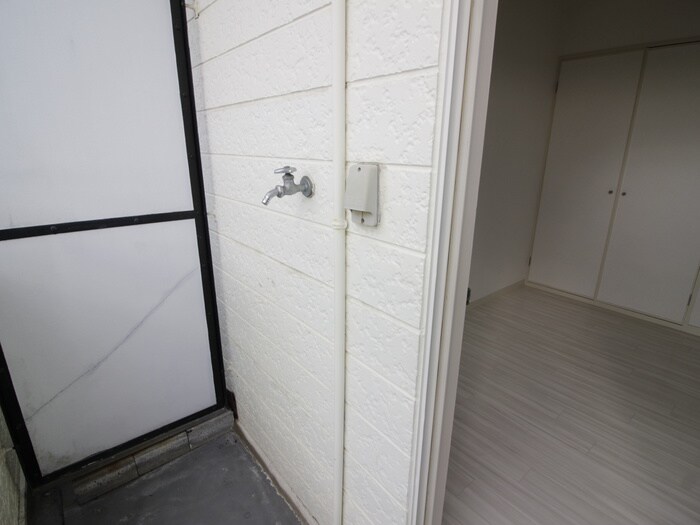 物件内観写真17　(洗濯機置場)