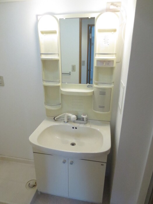 物件内観写真13　(洗面)